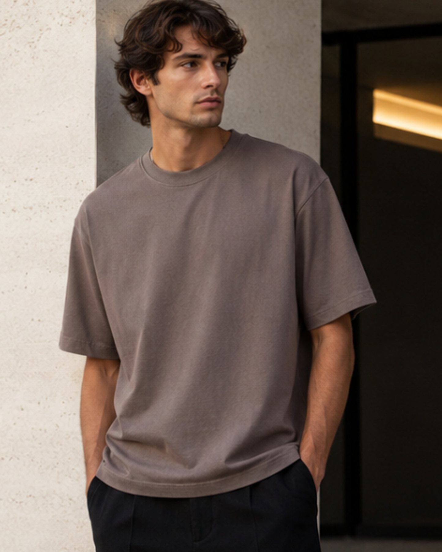 T-shirt Oversized Uomo Grigio Tortora "Il Dandy Metropolitano" con Grafica Barcode