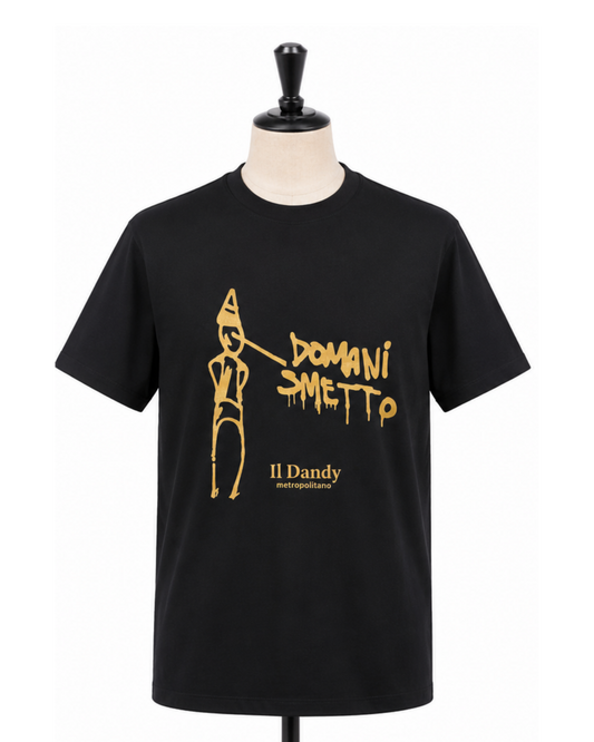 T-shirt Uomo Nera "Il Dandy Metropolitano" - Grafica "Domani Smetto"